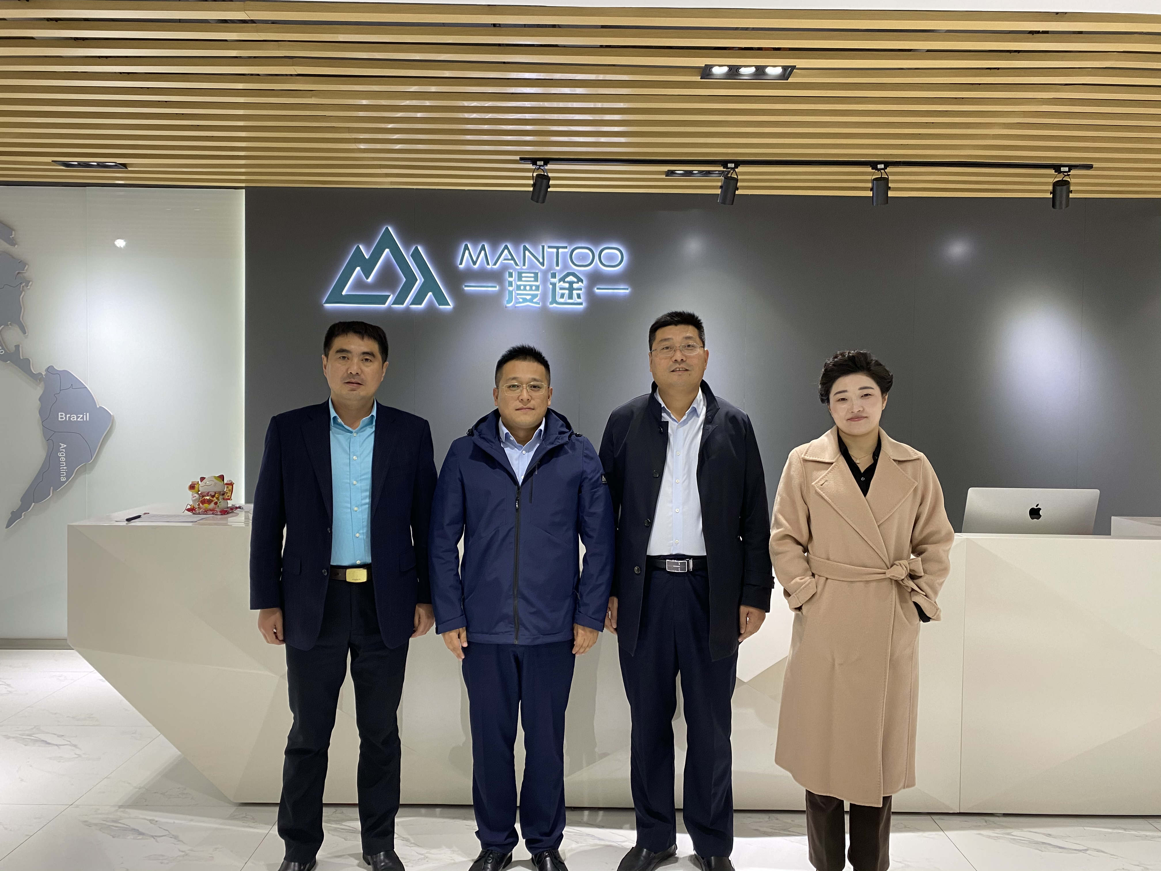 客戶來訪 | 鹽城高新區(qū)招商局來訪漫途科技